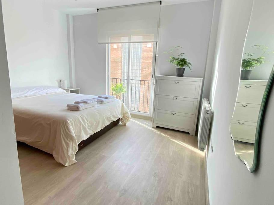 그라나다 Casa Con Piscina Comunitaria En Albayzin Alto 빌라 외부 사진